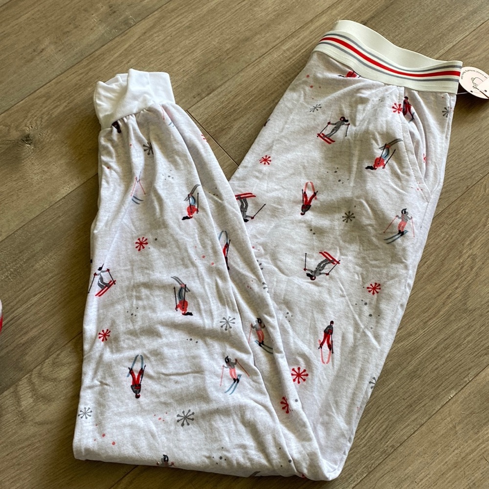 Free with purchase NWT ARDENE ski joggers pants pajamas pjs snow cozy S